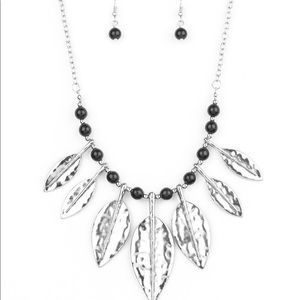 Paparazzi accessories matching set